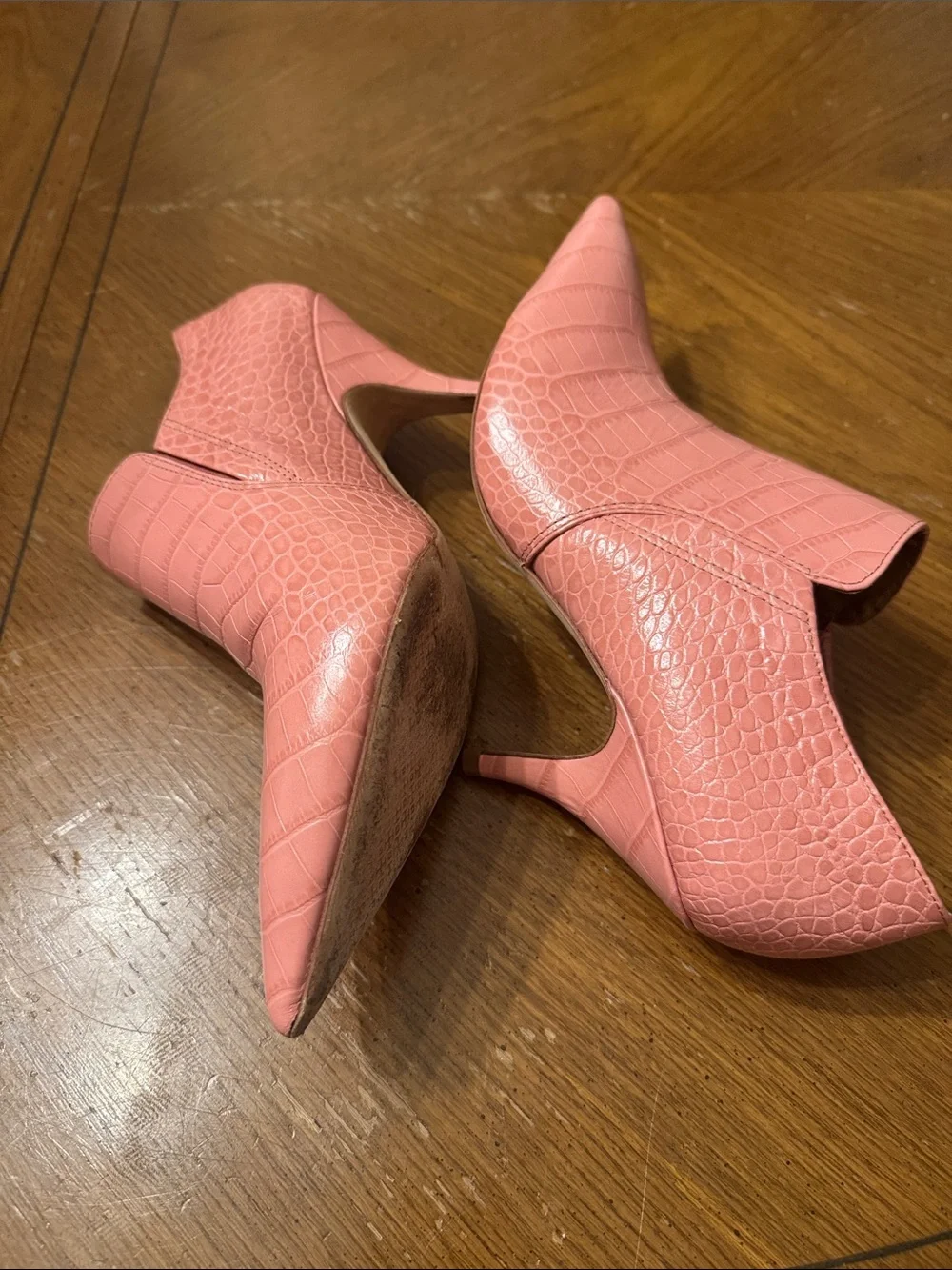 Tory Burch Georgina Croc Embossed Pink Leather Ankle Bootie Size 9 EUC